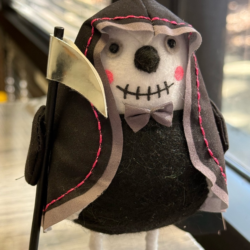 Target Hyde & Eek Featherly Friends Bird "Hoodie" 2024 Halloween